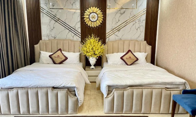 Yen Phu Hotel | The Royal Hotel Near West Lake