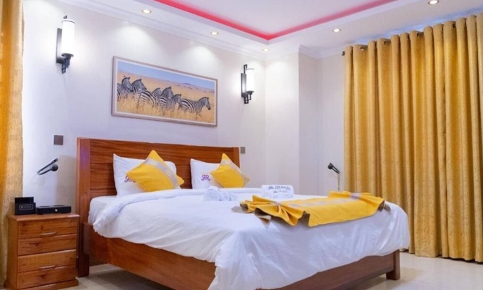 Kitengela Apartment | The Royal Residence : Twiga (Giraffe)