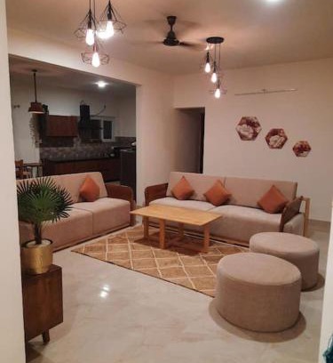 Hosur Villa | The RusticVibe-Villa with Garden 30 km frm Ecity