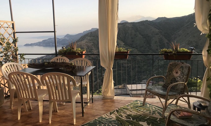 Forza d'Agro House | THE SECRET GARDEN