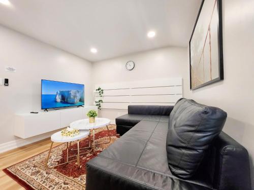 Grantham Apartment | The Serene Haven Modern 2 Queen Bed Full Apartment