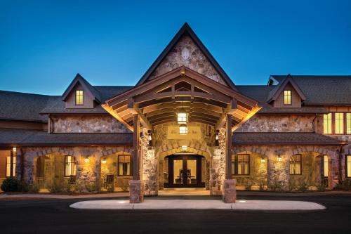 Saint Andrews Hotel | The Sewanee Inn