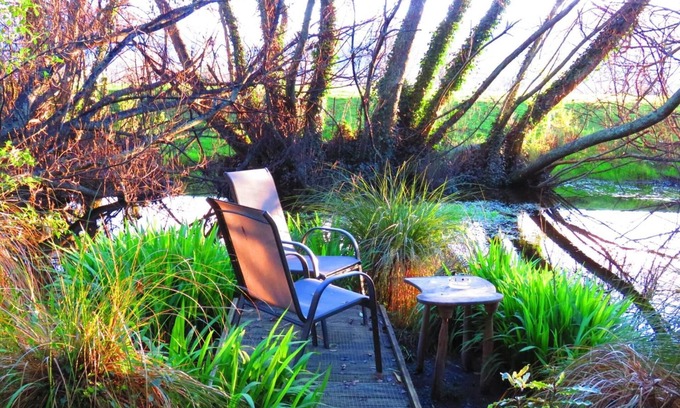 Takaka Bed & Breakfast | The Shady Rest B&B