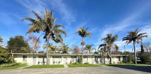 Mallacoota Hotel | The Silver Bream Motel & Self Contained Units