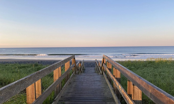 East Lawrencetown House | ★The Skyscape House★ beautiful & bright getaway