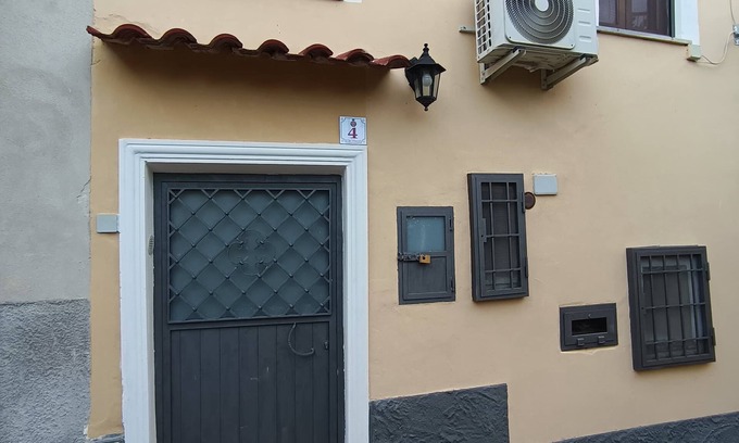 Giffoni sei Casali Apartment | The small dwelling