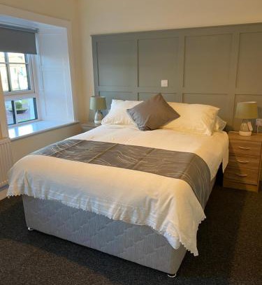 Lavy Beg Bed & Breakfast | The Square Bed & Breakfast