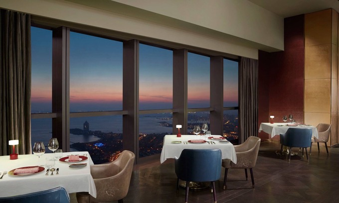 Shinan District Hotel | The St. Regis Qingdao