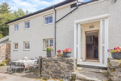 Corwen Apartment | The Stables