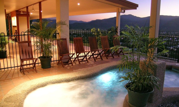 Atherton House | The Summit Rainforest Retreat