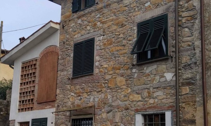 Capannori Apartment | The Sunflower - 5 Km from the walls of Lucca