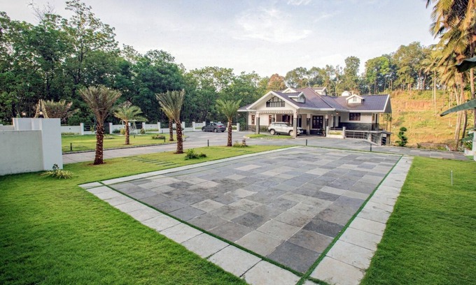 Lakkidi House | The Tales Luxury Pool Villa