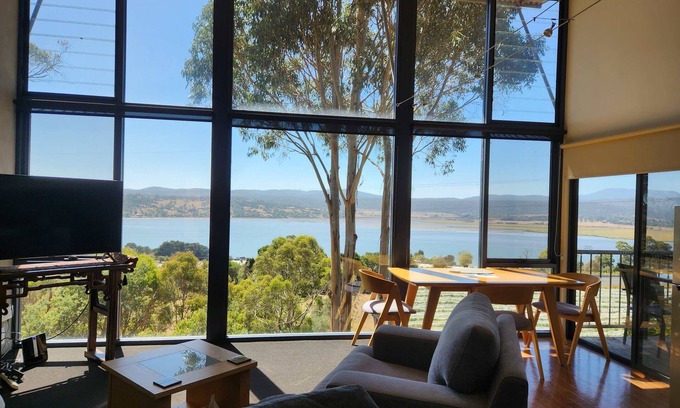 Grindelwald Apartment | The Tamar Ridge Lookout 2Bed 2Bath Suite