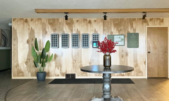 Slayton Hotel | The Trail Inn - Slayton, MN - HWY 59