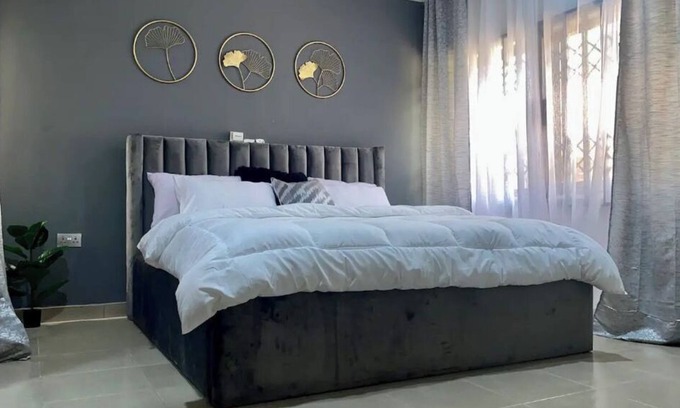 Accra House | The Trinity Residence - 4 bed house