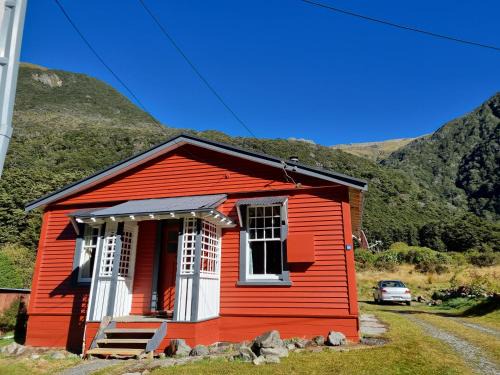 Arthur's Pass House | The Tussocks, Arthur's Pass
