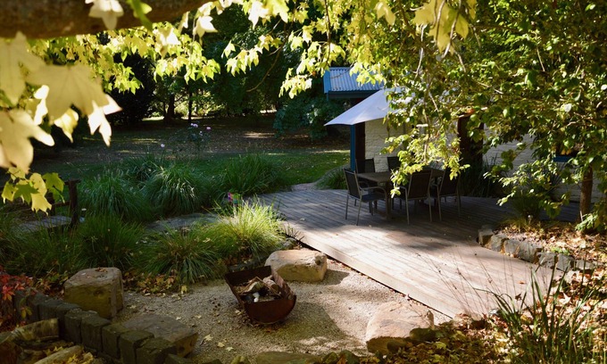 Healesville Cottage | The Valley Farm House