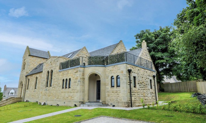 Bonnybridge Cottage | THE VESTRY, family friendly, luxury holiday cottage in Bonnybridge