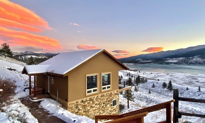 Twin Lakes House | The ViewHaus at Twin Lakes