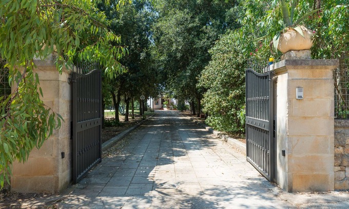 Specchiolla Villa | The Villa dei Melograni