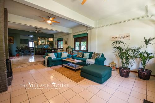 Kato Lechonia House | The Village House