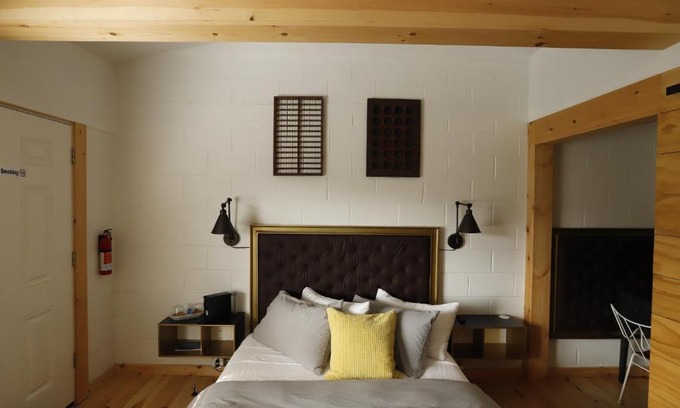 Stamford Hotel | The vine on main