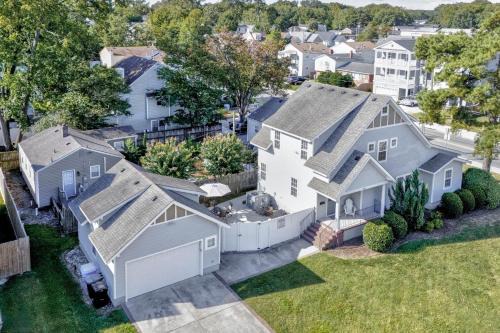Northeast Virginia Beach House | The Virginia Beach ViBe House