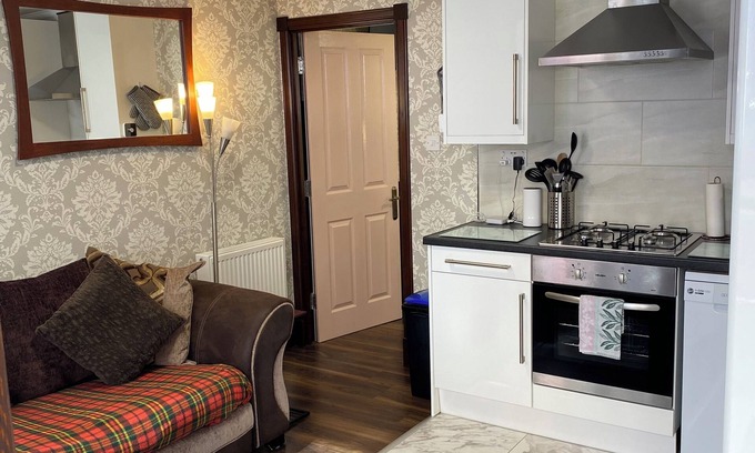 Crieff Apartment | The Wee Nook Crieff - 1-bed with garden :)