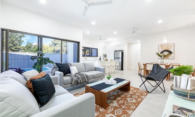 Fannie Bay Villa | 'The White Belle' The Best of Fannie Bay Living