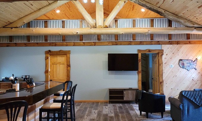 Ladysmith Cabin | The Whitetail Cabin for a Northern Wisconsin experience of fun and relaxation.