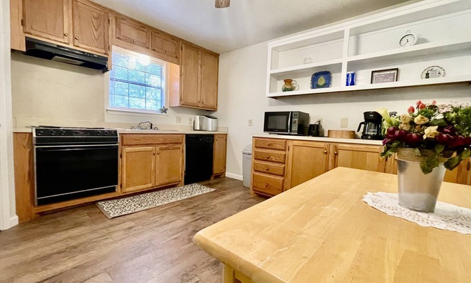 Buffalo Gap House | The Wooten House | Small town living, only minutes from Abilene.