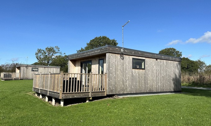 Loppington Cottage | THE WREN, pet friendly, character holiday cottage in Wem
