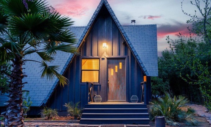 Redding Cabin | The Zen Den : Hidden Gem
