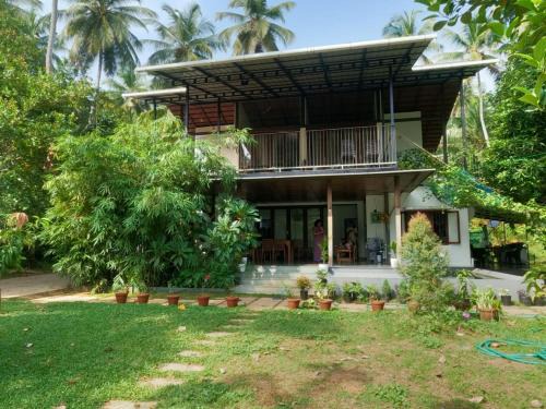 Kozhikode Hotel | Thengaparambath Retreat