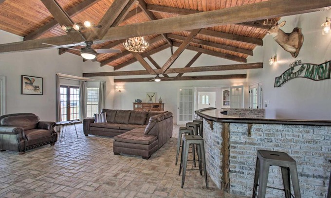 Theriot House | Theriot Camp Outdoor Dreaming Retreat with Dock!