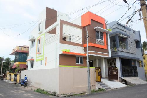 Tiruchirappalli House | Thiruveesar Family Homestays
