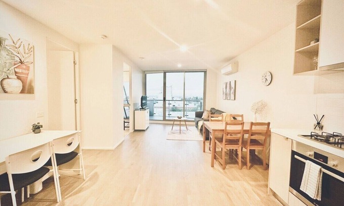 Maidstone Apartment | This apartment is a 2 bedroom(s), 2 bathrooms, located in Maribyrnong, VIC.