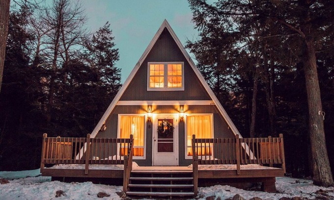 Stratton and Bromley Ski Areas Cabin | This cabin is a 2 bedroom(s), 1.5 bathrooms, located in Winhall, VT.