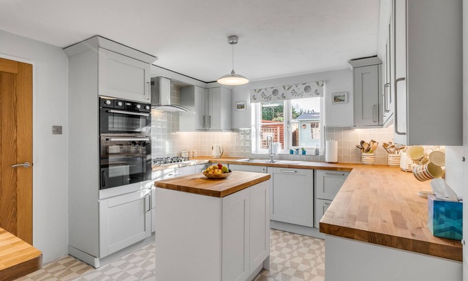 Norwich Cottage | This cottage is a 2 bedroom(s), 1.5 bathrooms, located in Norwich, Norfolk.