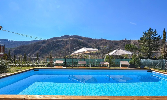 Apecchio House | This cozy cottage is the ideal place for a relaxing vacation.