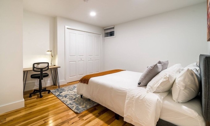 Corn Hill House | This house is a 1 bedroom(s), 1 bathrooms, located in Rochester, NY.