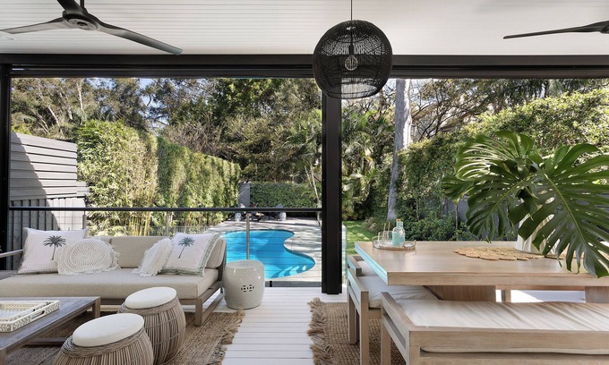 Rushcutters Bay House | This house is a 3 bedroom(s), 2 bathrooms, located in Edgecliff, NSW.