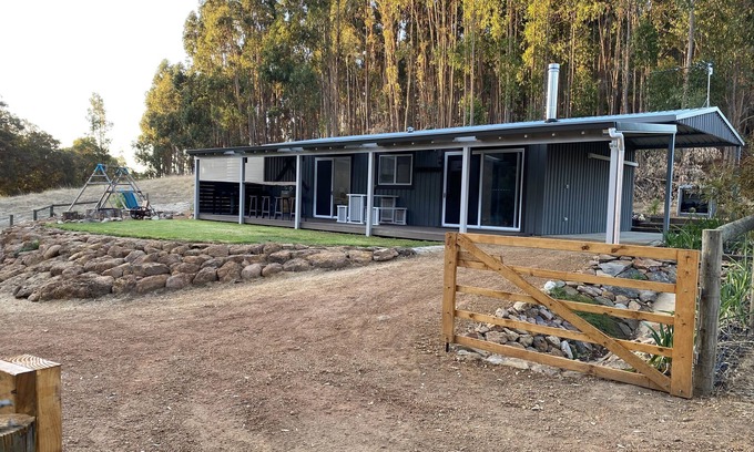 Lowden Cabin | This Luxury Cabin is a true country retreat
