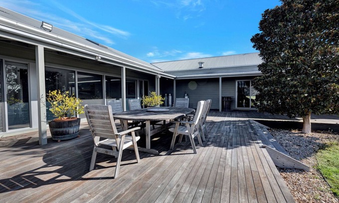 Longford House | This retreat offers a perfect blend of tranquility and modern amenities