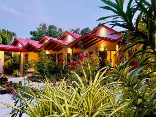 Thoddoo House | Thoddoo Beach Holiday