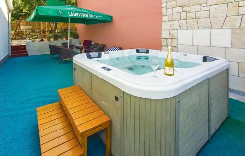 Ostrvica Apartment | Three-Bedroom Apartment In Ostrvica