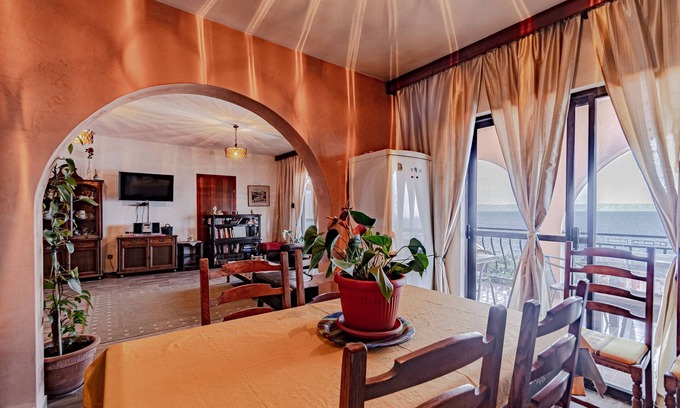 Prigradica Apartment | Three bedroom apartment near beach Prigradica, Korčula (A-627-e)