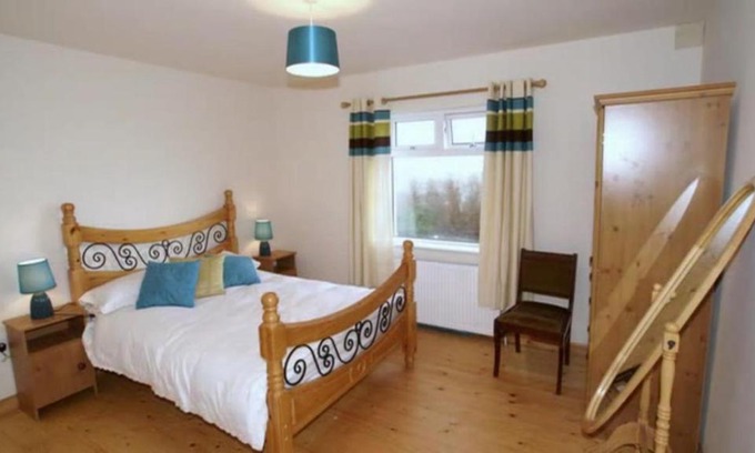 Dunfanaghy House | Three bedroom holiday home