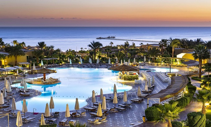 Port Ghalib Hotel | Three Corners Fayrouz Plaza Beach Resort