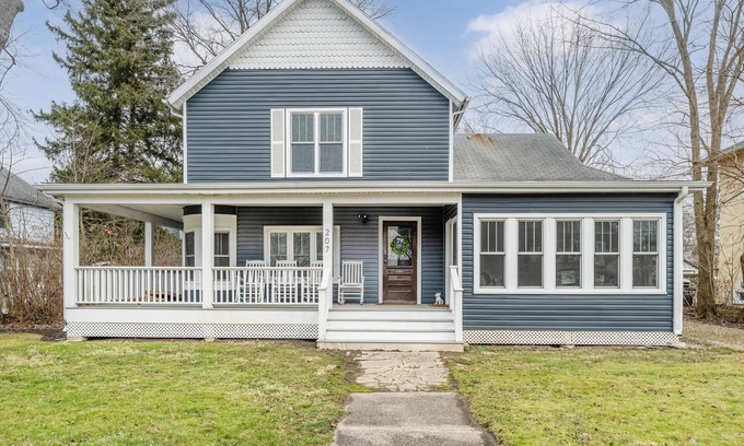 Three Oaks House | Three Oaks Multi Unit (2 Night Summer Min)